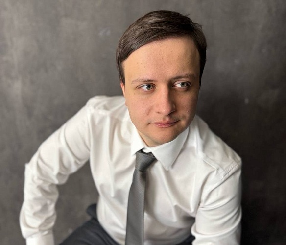 Гипнотерапевт Алексей Дешевых: чем гипнотерапия отличается от психотерапии?