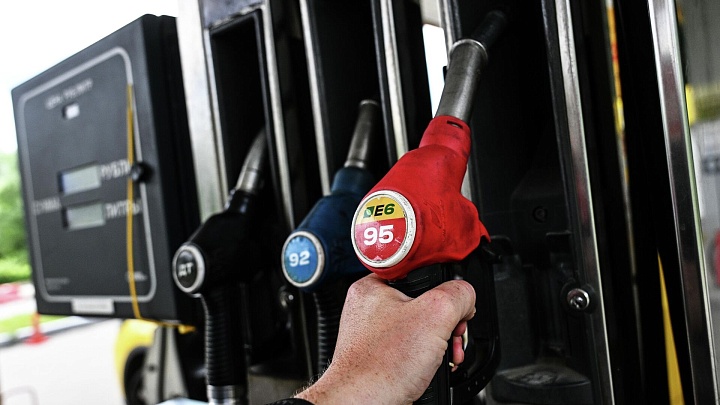 ФАС проверит разницу цен на автозаправках на Дальнем Востоке