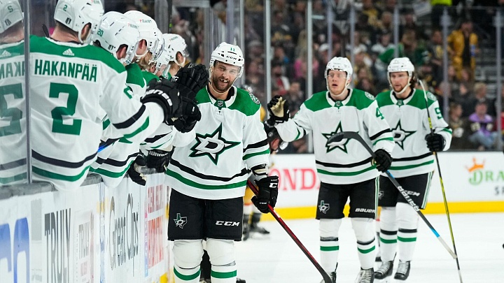 Передача Любушкина помогла "Далласу" разгромить "Ванкувер" в матче НХЛ