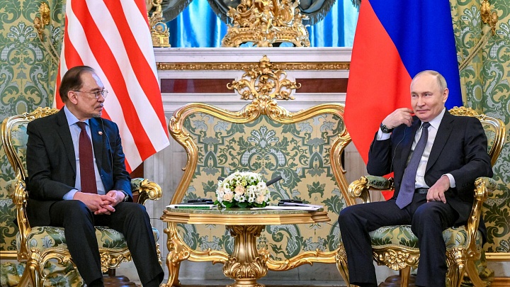 Россия и Малайзия могут реализовать проекты в газовой сфере, заявил Путин